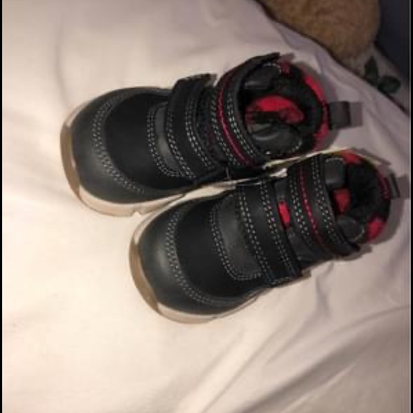 Baby Shoes/ Brand new - Picture 2 of 5